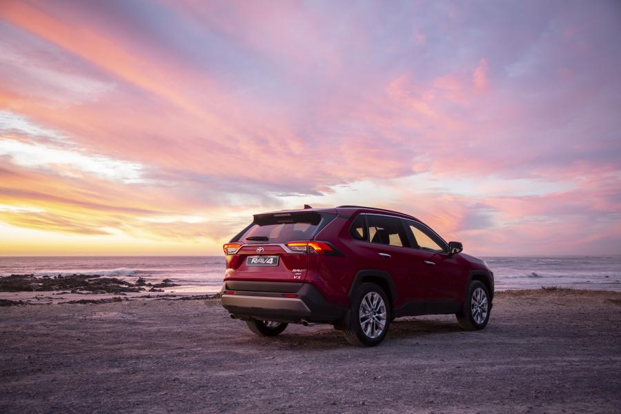  Toyota RAV4 VX AWD 2019 года  (ZA) (фото 3 из 29)
